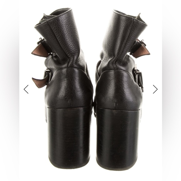 Robert Clergerie Black Leather Ankle Boots buckle moto lug 7 - Picture 4 of 4